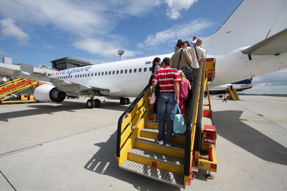 144 Passagiere begleiten den ersten Flug nach Burgas