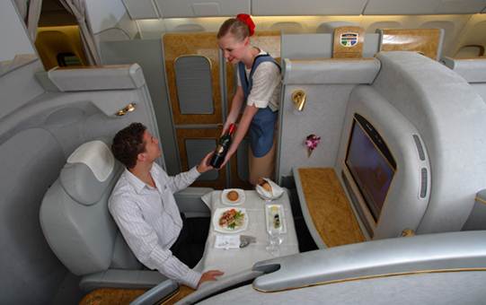 First Class Suite an Bord der Boeing 777-300ER                                                             Foto: Emirates