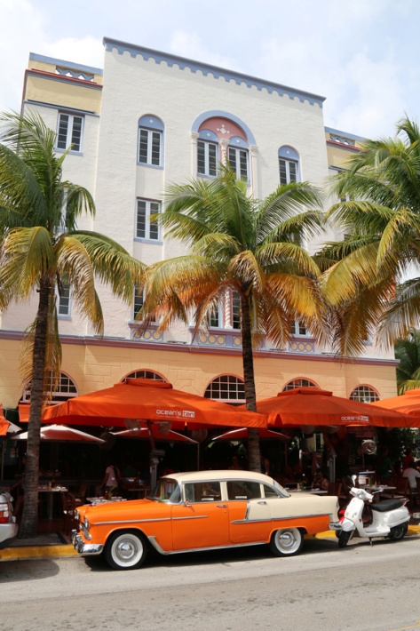 Miami Beach ist der Hotspot - der Ocean Drive gilt als der Schauplatz der Schönen und Reichen.